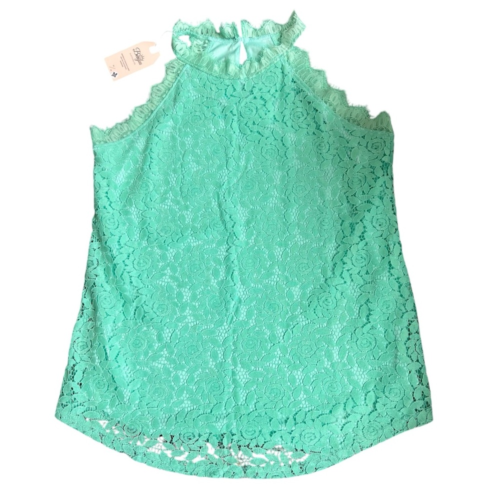 ⚡️NWT⚡️Beautiful Lace Blouse